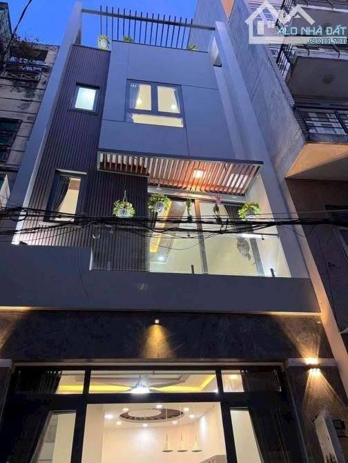 Nhà chính chủ đường Nguyễn Bỉnh Khiêm, Quận 1. Giá 4Tỷ520/ 5x13,7m-(68,5m2) 2Lầu, ST, 3PN
