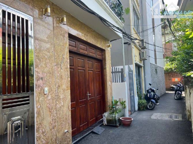 NHÀ ĐẸP 4 TẦNG - 50M² - 8.5 TỶ - GIA  THỤY - LONG BIÊN