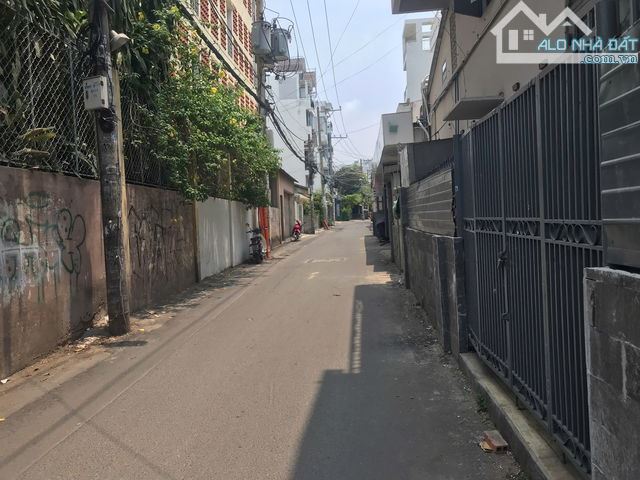 Nhà 2 Tầng 41m vuông - Hẻm Thông Gò Vấp - 2PN - Sổ Riêng - Giá nhỉnh 4 tỷ