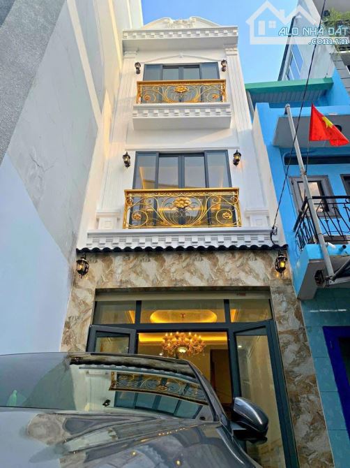 Định cư nước ngoài CÔ 3 bán nhà Nguyễn Văn Hưởng,Quận 2.Giá 4tỉ950/78m2(6*13m).Sổ Sẵn.
