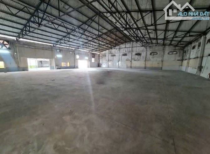 Cho thuê kho xưởng 2000m2 Phường Tân Tạo ,Quận Bình Tân, giá: 200tr/TH