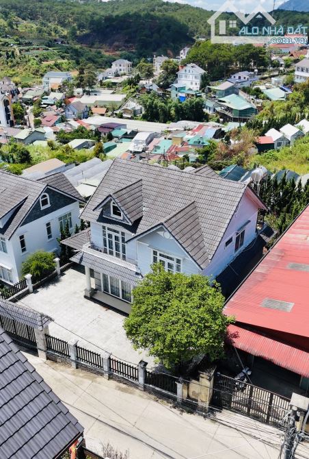 Bán Villa đường ô tô lớn đường An Bình, Phường 3, Đà Lạt view ko che