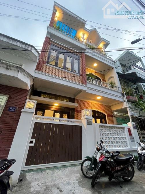 Bán nhà 3 tầng hẻm ô tô vcn phước hải ngang 6m