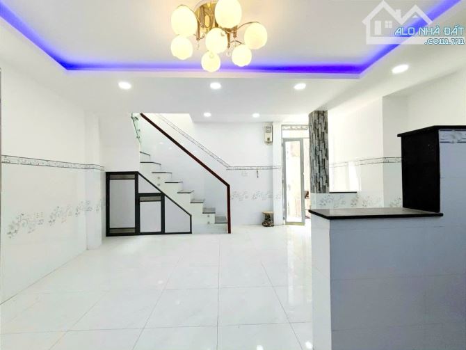 Nhà mới 2 tầng hẻm 314 Âu Dương Lân P3Q8. 3.5 tỷ TL