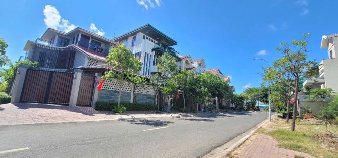 CHỦ CẦN TIỀN BÁN BIỆT THỰ ĐẸP CĂN GÓC 2 MẶT TIỀN KHU ĐẠI AN_PHƯỜNG 9_VŨNG TÀU_GIÁ 21 TỶ