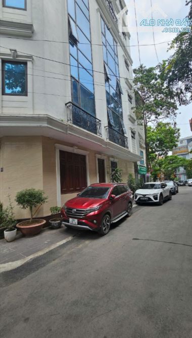 PHÂN LÔ CÁN BỘ - ô tô vào nhà - 68m2x 5 tầng , 6 ngủ ngay gần Hồ Linh Đàm , giá hơn 10 tỷ