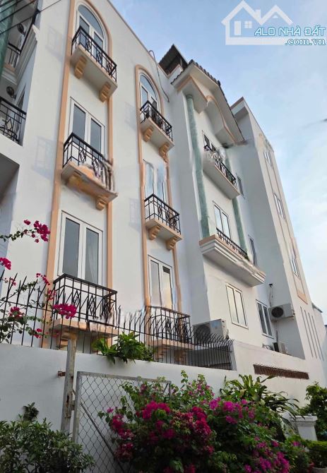 Nhà bán đường số 30 Cát Lái, hẻm ô tô vào tận nơi