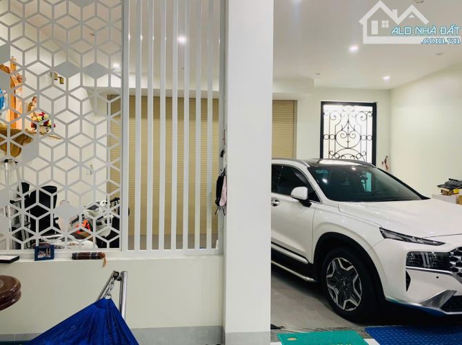 NHÀ MỚI ĐẸP HẺM Ô TÔ ĐƯỜNG VÕ THỊ SÁU- PHƯỜNG 2- TP. VT - S=97m2=7,3x13m= 4 TẦNG- 14,8 TỶ