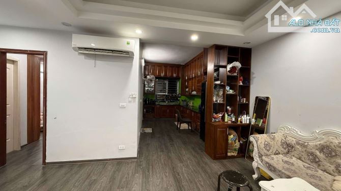 Cho thuê căn hộ chung cư toà BMM 90m2 Giá 8,5tr