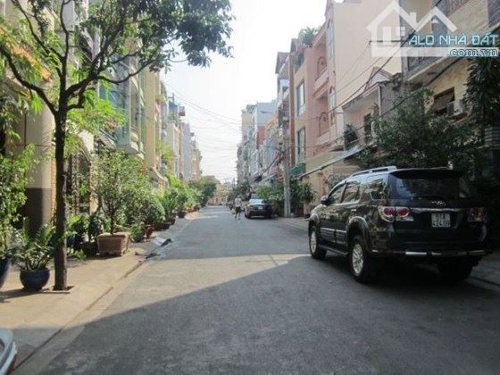 Bán nhà đường Nhất Chí Mai Quận Tân Bình,sat bên nhà Ga T3 mới,dt 12x37 giá chỉ 55 tỷ