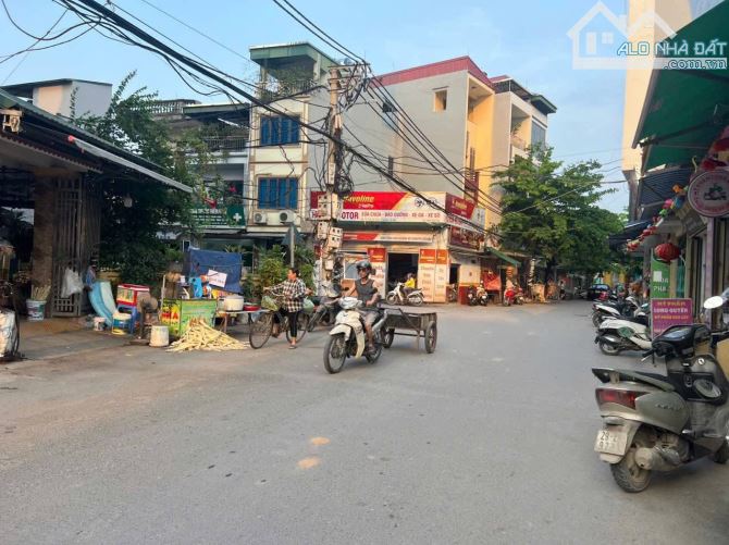 Bán nhà phố Hạ Đình - 35m2 - 7,5 tỷ -  ngõ rộng,gần phố - nhà đẹp