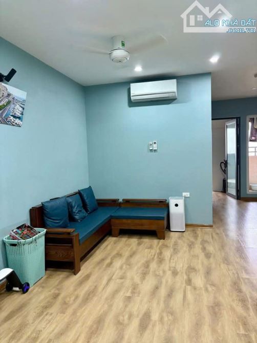 Bán gấp căn hộ chung cư Nghĩa Đô đường Hoàng Quốc Việt – 2PN – giá chỉ 4 tỷ 050.