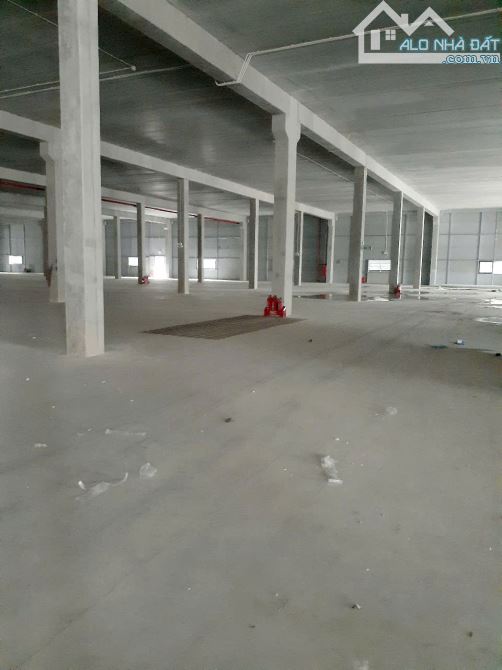 Cho thuê kho xưởng 5000m2 (x2 tầng) tại KCN QUANG MINH , HÀ NỘI