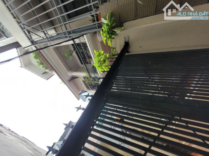 🏠 Siêu phẩm biệt thự Đội Cấn, Ba Đình - DT 85m², 3 tầng - Giá 13,5 tỷ