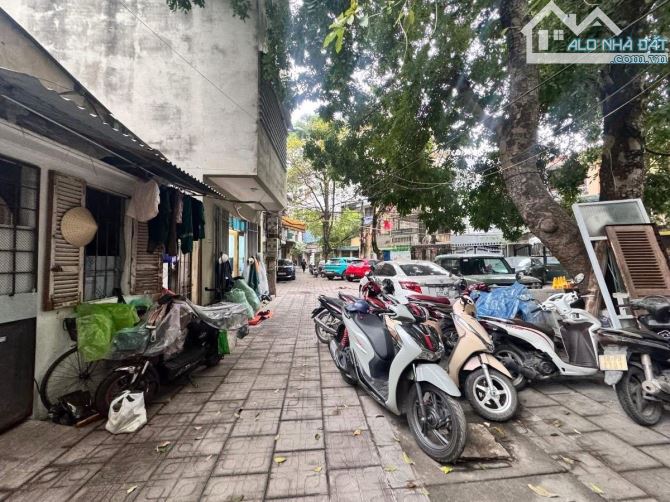 Cực Hiếm! Bán Đất Phân Lô Khuất Duy Tiến 50M,MT4.3M Giá Nhỉnh 12 Tỷ Xây Cực Đẹ