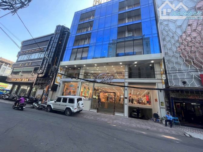 Khuôn đất cực hiếm tại Hai Bà Trưng Quận 1 - 13 x 22.50m -  308m2 - Giá bán ~ 431 triệu/m2
