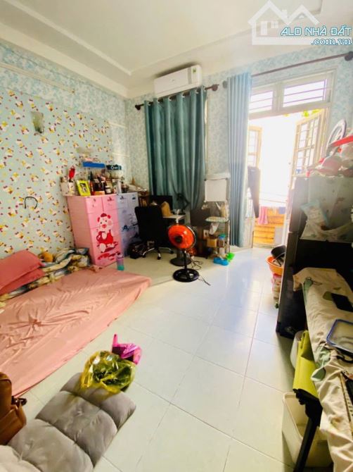 Nhà 5 Tầng , hẻm xe Ô Tô, cho thuê 8 phòng  20tr/tháng phường 4,  quận Tân Bình