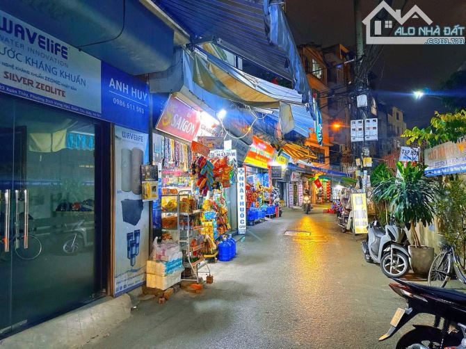 Bán Nhà Xuân Thủy, Cầu Giấy 60m² - MT 4.4 - Ô Tô, Kinh Doanh Đỉnh - Sổ Hoa Hậu - Chỉ Hơn 1