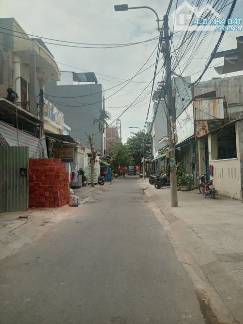 Bán nhà đường Tôn Thất Thiệp, đầu đường Châu Thị Vĩnh Tế, giá 6 tỷ TL