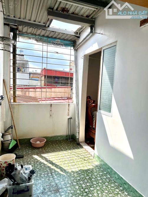 Bán nhà 3 tầng mặt ngõ phố Nguyễn Tường Loan