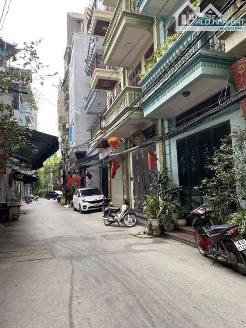 🏠 BÁN GẤP NHÀ XUÂN LA 45M2 - NGÕ Ô TÔ 2 MẶT - GIÁ CHỈ 11 TỶ