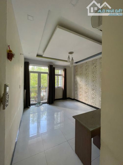 Cho thuê nhà  có nội thất thích hợp ở , làm văn phòng cty Khu Tân Quy Đông p. tân phong Q7