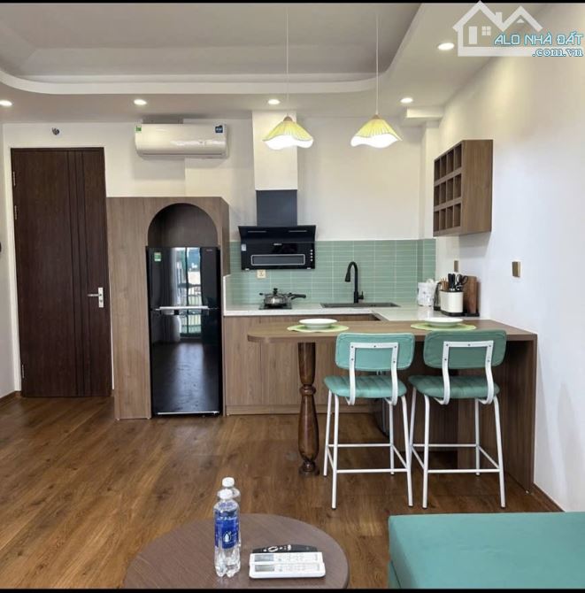 Chính chủ bán nhà Lạc Long Quân, Cầu Giấy 130m2 8T, lô góc ôtô tránh kinh doanh 50 tỷ