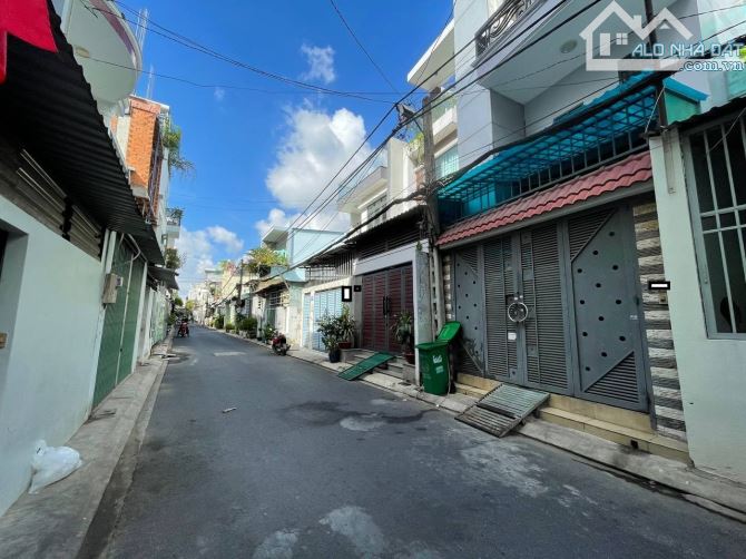Bán nhà (6x17,3)m 103m2, Hẻm xe tải 6m Đ. Thoại Ngọc Hầu, Tân Phú