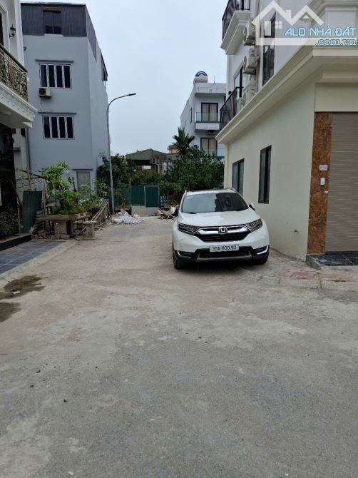 Bán nhà khu đấu giá Vĩnh Quỳnh phân lô nhà mới 50m 6 t thang máy ô tô dừng đỗ giá 8.6 tỷ