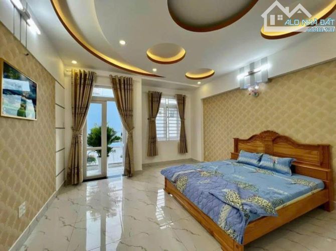 BÁN NHÀ Mậu Lương Hà Đông 39m², 6T, thang máy, mặt tiền 5.8m, giá 7.4 tỷ