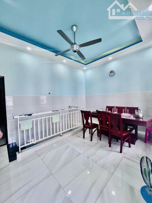 Siêu Phẩm 198m² – 3 tầng – Dòng Tiền Ổn Định 40tr/Tháng – Giá Chỉ 15.5 Tỷ