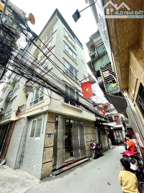 Lô góc 2 mặt thoáng 30m ra phố Thái Thịnh Đống Đa ngõ to thông nhau 22m2 4T MT 4.1m 5.5 tỷ