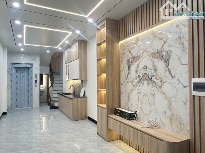 Bán nhà Mậu Lương _ Hà Đông, 5 tầng, thang máy lô góc KD - Nhỉnh 6 Tỷ