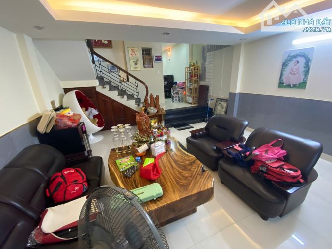 BÁN NHÀ MẶT PHỐ LÊ ANH XUÂN, HẢI CHÂU – DIỆN TÍCH LỚN, FULL NỘI THẤT, NHÀ MỚI Ở NGAY