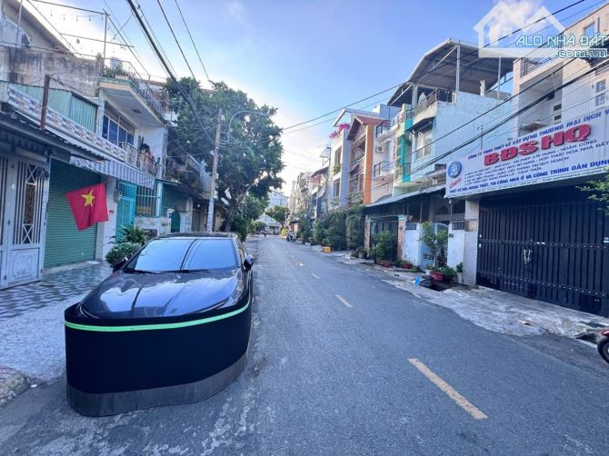BÁN NHÀ MẶT TIỀN - Đ BÁC ÁI - TÂN THÀNH - TÂN PHÚ - 84M2 -2TẦNG - 9tỷ8 TL