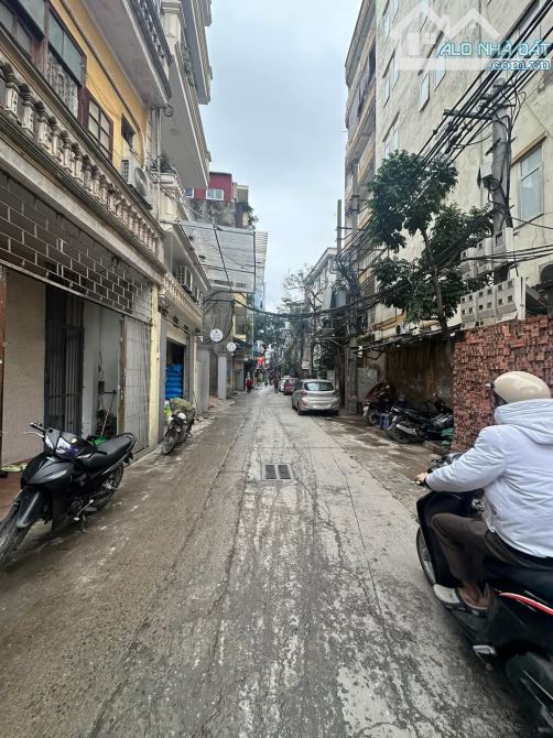 Bán nhà 5 tầng mới xây phố Trần Hòa, ô tô tránh, kinh doanh, chỉ 10.85 tỷ.
