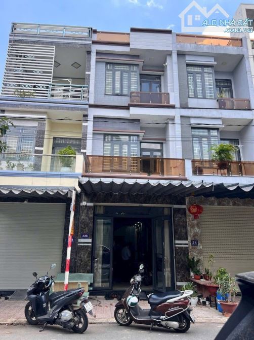 Bán Nhà 2 Lầu Trung Tâm Y Tế Dĩ An , Gần chợ Dĩ An 1