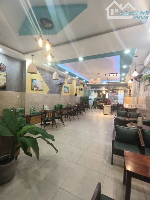 Bán nhà mặt tiền đường Bắc Sơn cách biển chỉ 100m giá tốt