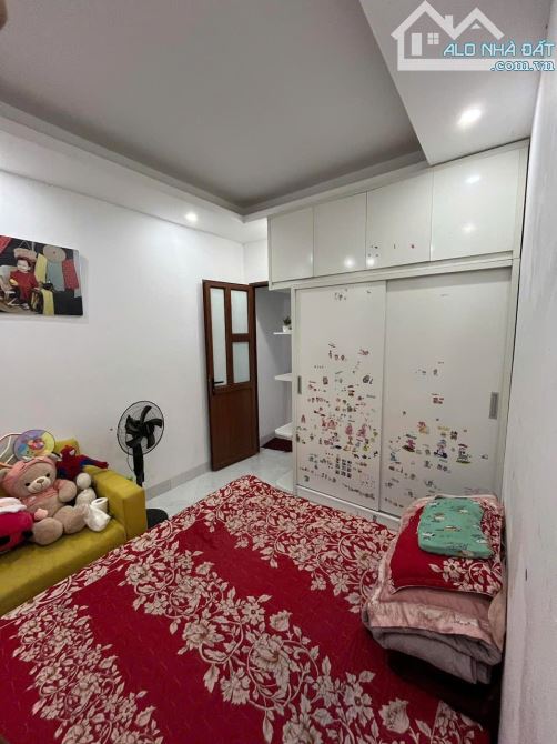 Bán đất tặng nhà tại Trần Phú mặt ngõ thông, rộng, ô tô tránh – kinh doanh 94m giá 15,5tỷ
