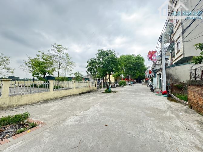 Siêu phẩm nở hậu Vân Nội - 150m ra đường Võ Nguyên Giáp - Giá đầu tư nhỉnh 4 tỷ