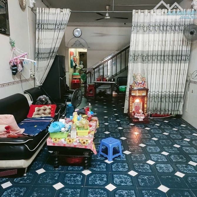 🚨 VỊ TRÍ HIẾM CÓ - ĐƯỜNG NGUYỄN KIỆM - DT 98M² - 1 TRỆT, 1 LỬNG, 2 LẦU