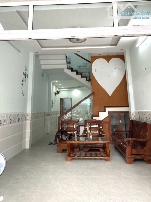 Bán nhà mặt phố Đinh Công Tráng,60m2, 5tỷ900tr, Hải Châu trung tâm Đà Nẵng