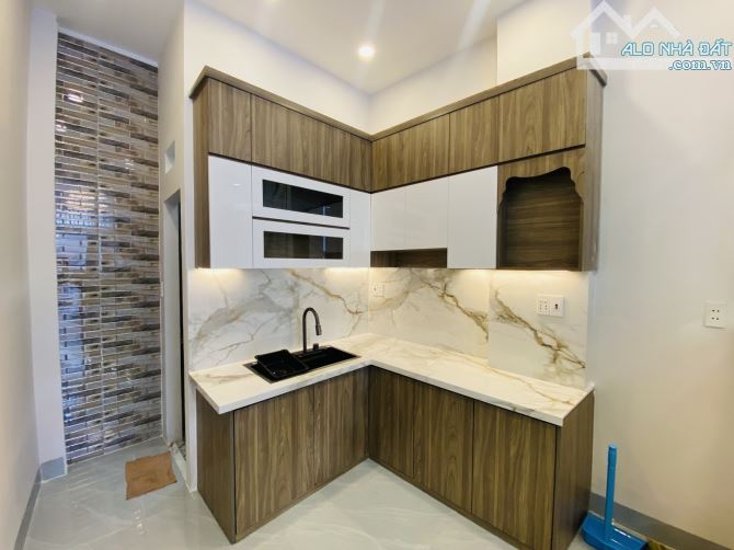 QUẬN 6 - SIÊU PHẨM NGAY CHỢ PHÚ LÂM – NHÀ 3 TẦNG ĐẸP LUNG LINH – CHỈ 4.999 TỶ - FULL NỘI T