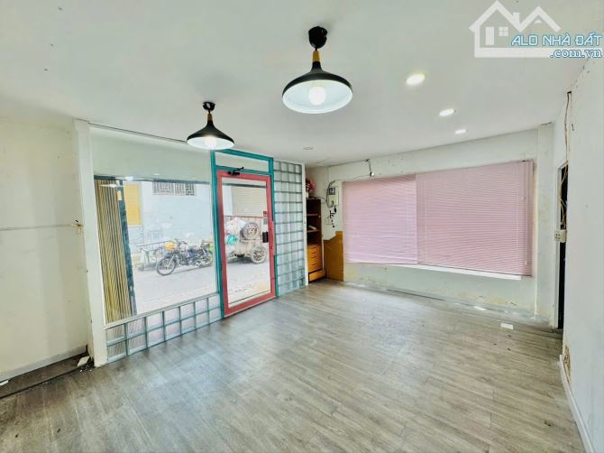 Bán nhà Bạch Đằng – P. 24  Bình Thạnh – Sổ vuông 43m² – Hẻm xe hơi – chỉ 6 tỷ 5 TL