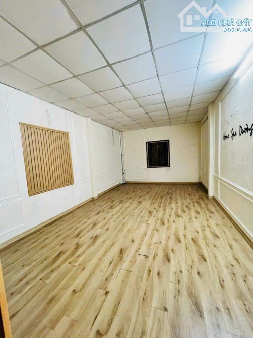 💥HẠ GIÁ,Nhà TC 4*20m,thực 22m,hẻm Hùng Vương,ngay Trường Buôn Ma Thuột
