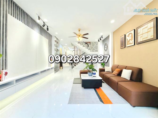 SIÊU PHẨM KHU PHÂN LÔ VIP P9 GÒ VẤP 5LẦU FULL NT 5PN HẺM 5M CHỈ 8TỶ
