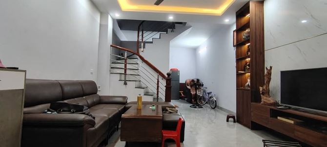 Cần bán nhà Nguyễn Xiển, Thanh Xuân, nhà đẹp, ở ngay, full nội thất