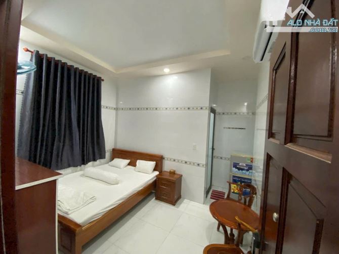 TOÀ NHÀ MINIHOUSE TRỤC CHÍNH HẺM 158 NGUYỄN VIỆT HÔNG 13,9 TỶ