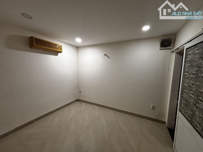 Bán nhanh nhà 2 tầng kiệt châu thị vĩnh tế