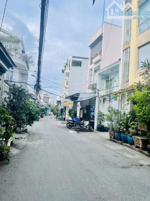 🌈🌈NHỈNH 3 T.Ỷ CÓ NHÀ 3 TẦNG Q6 - LÔ GÓC 2 MẶT THOÁNG - GẦN MẶT TIỀN - 10M RA HXH.NGAY BÀ